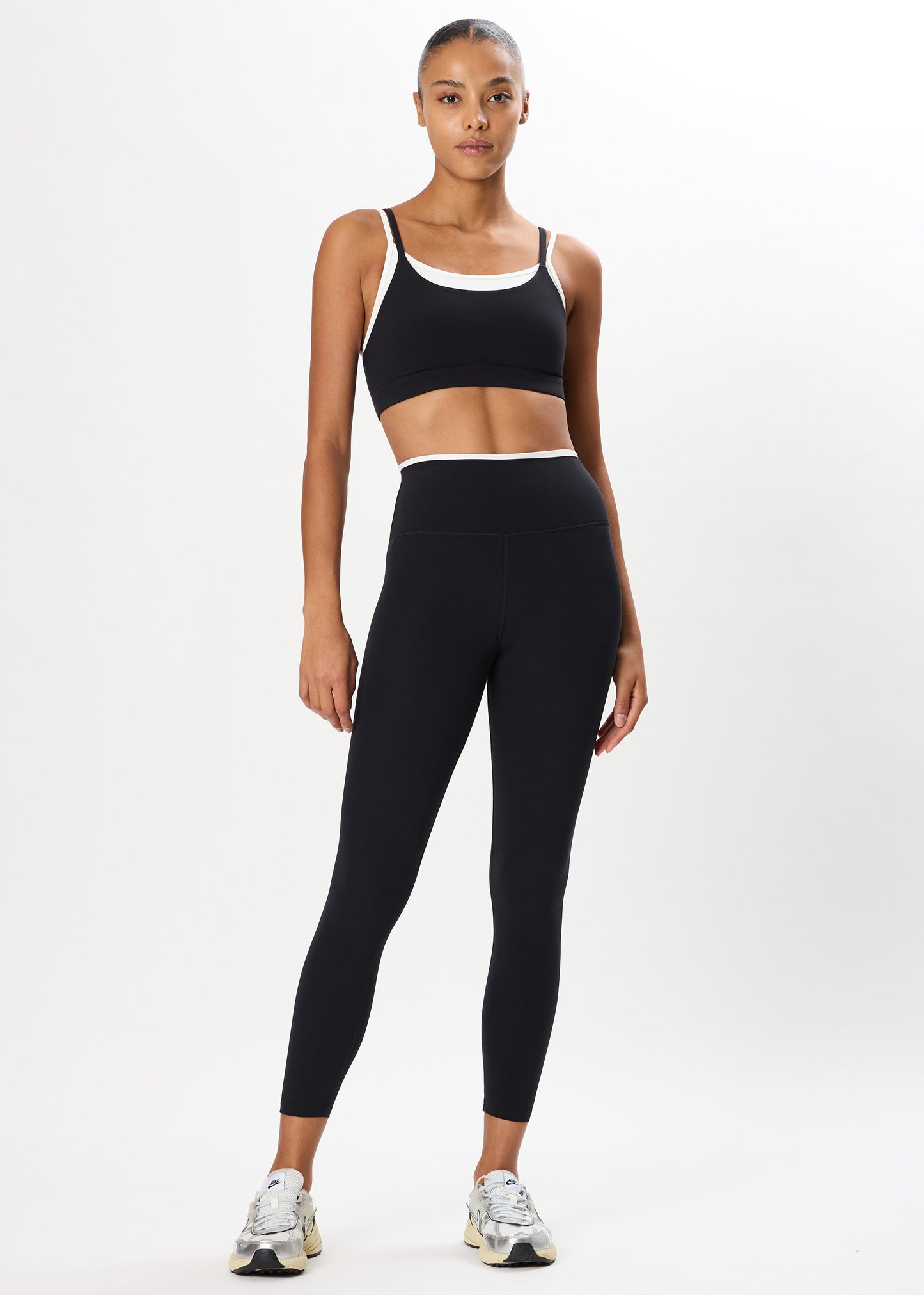 ELLIAH AIRWEIGHT DOUBLE LAYER BRA - BLACK/WHITE