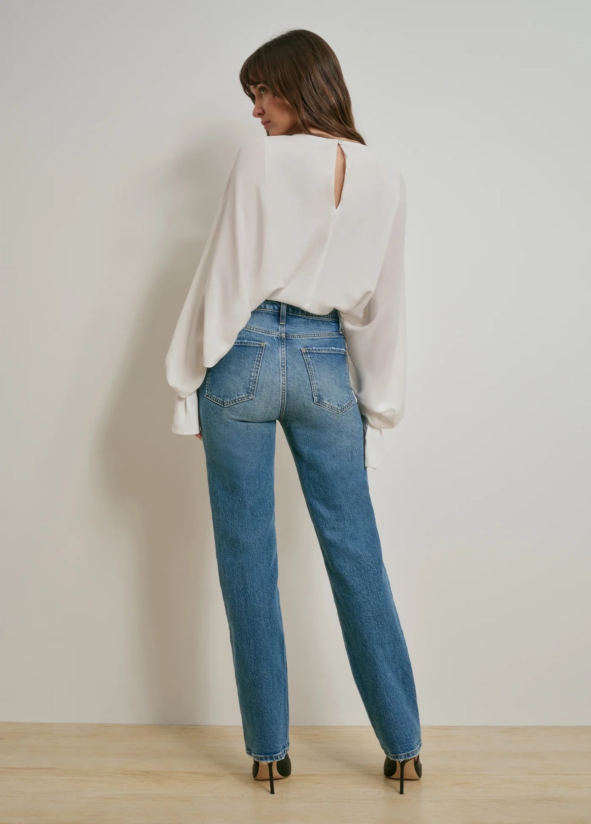 MAKING ME BLUSH TOP - WHITE