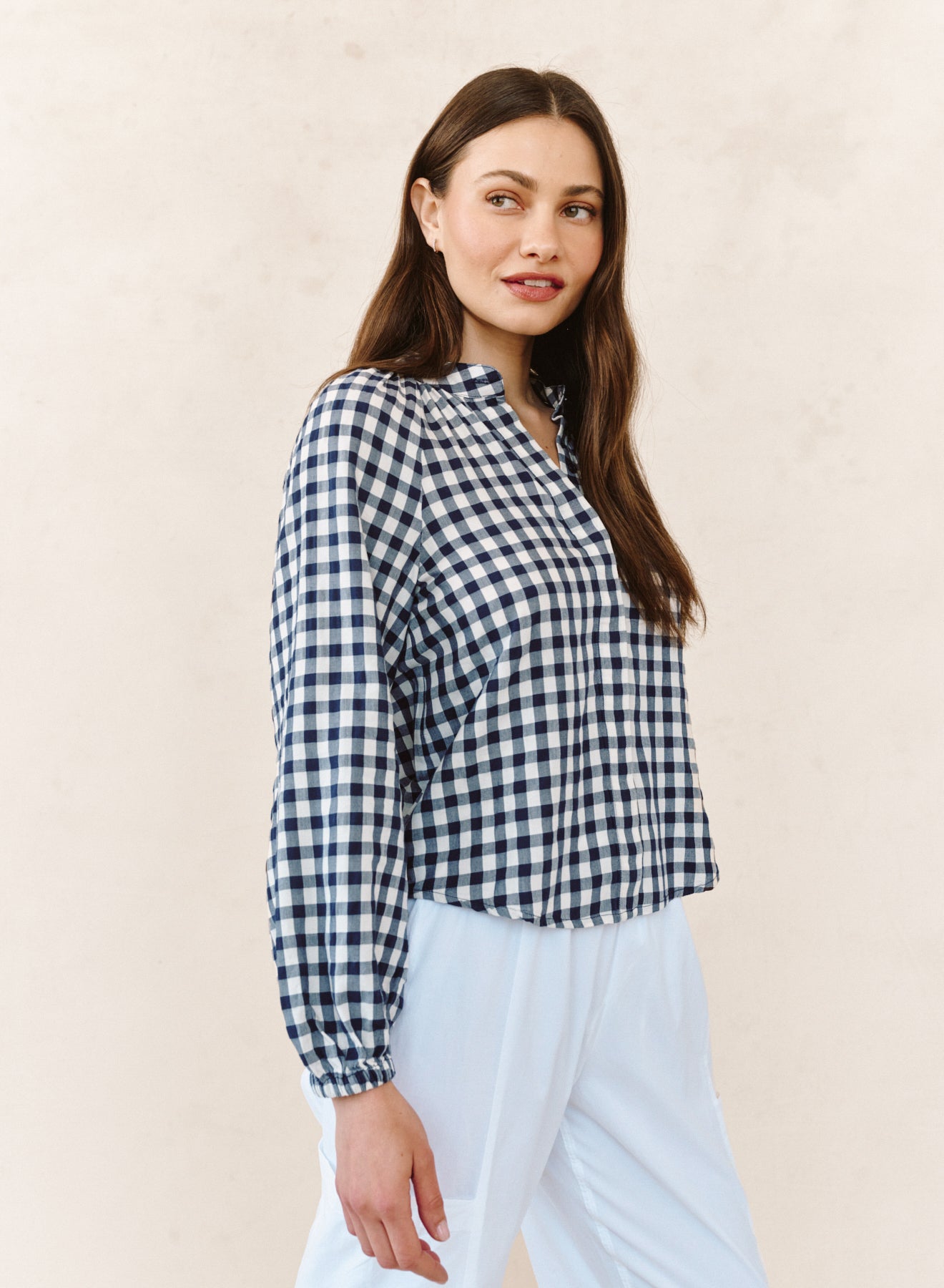 LONG SLEEVE SHIRRED RAGLAN SHIRT - NAVY GINGHAM