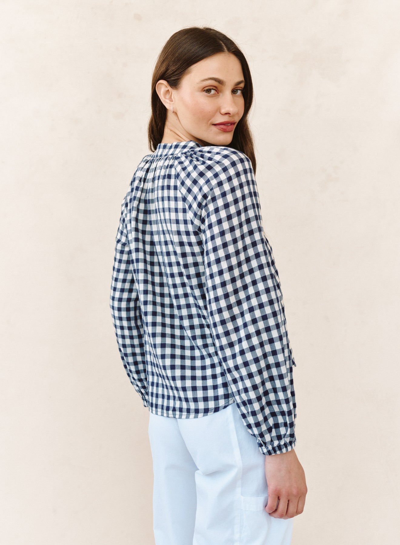 LONG SLEEVE SHIRRED RAGLAN SHIRT - NAVY GINGHAM
