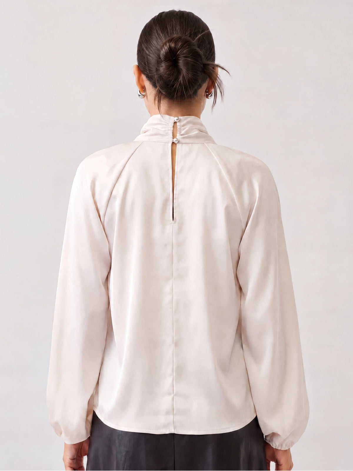 ALANA KEYHOLE TOP - BONE