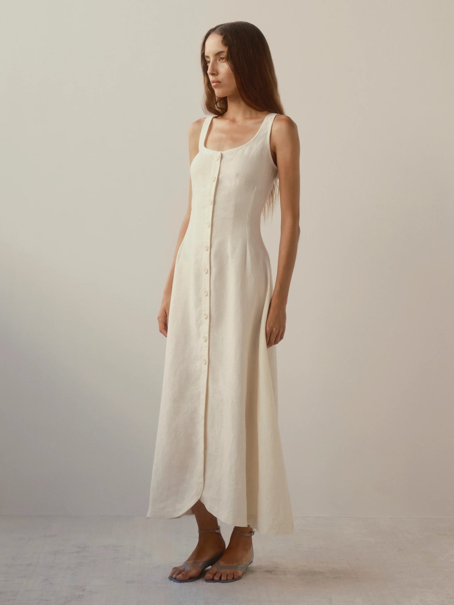 MONTAUK DRESS SLEEVLESS - CREMA LINEN