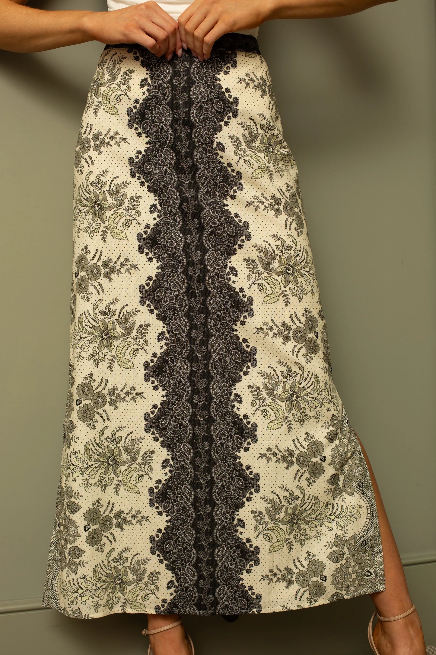 DILLON SKIRT - BLACK LACE