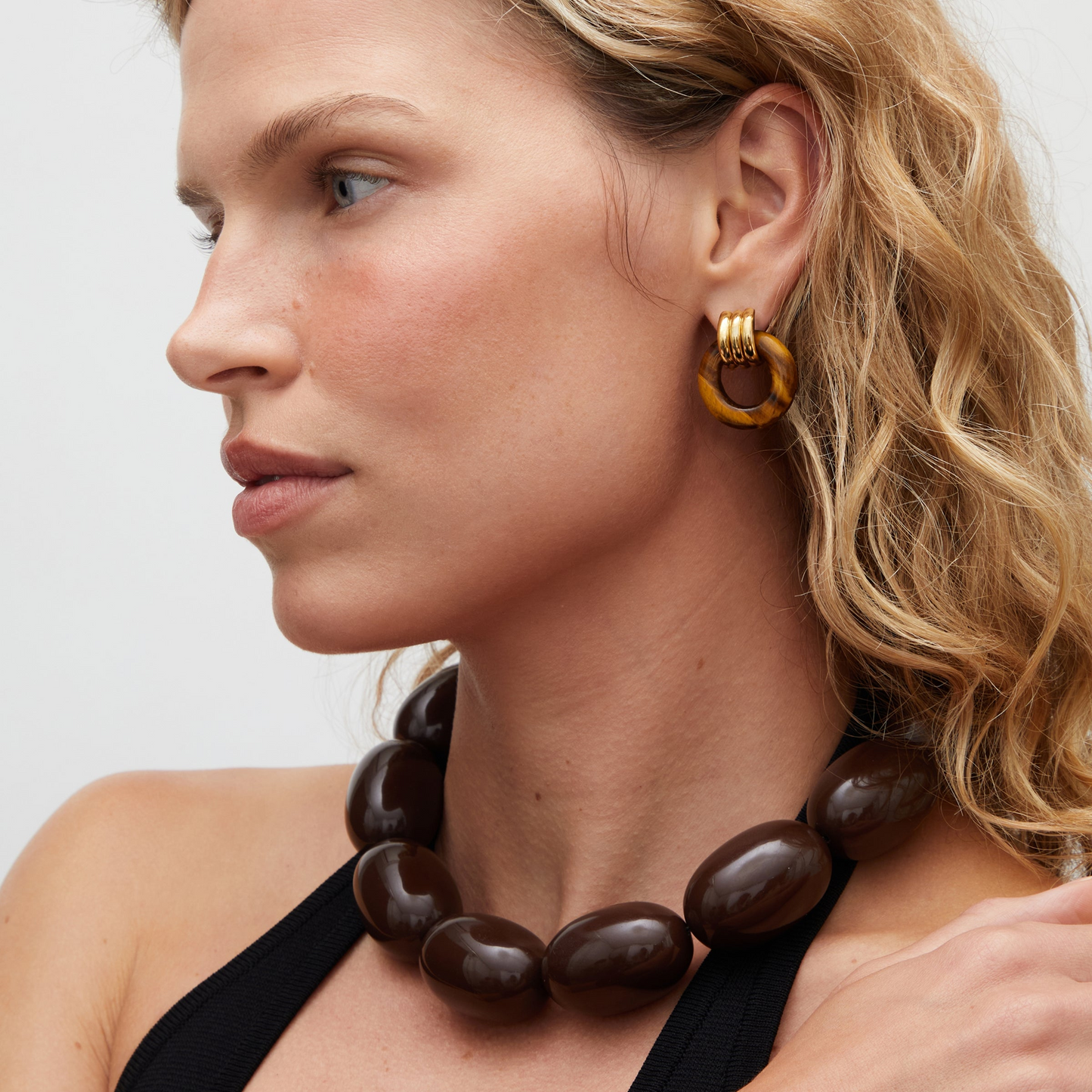ISOLA NECKLACE - BROWN