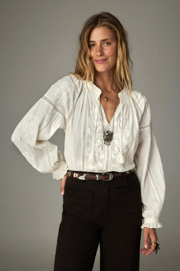 ROMANCE-BETTINA BLOUSE - OFF WHITE
