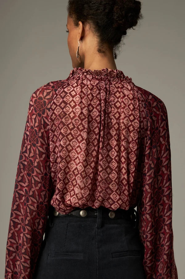 RED ROMBO-HANNAH BLOUSE - WINE