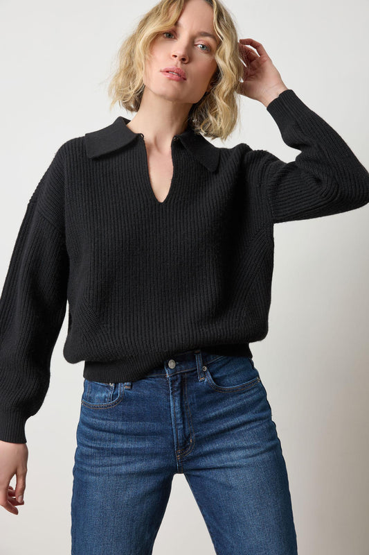 KEYHOLE RIB SWEATER - BLACK