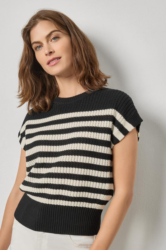 TEXTURED WEDGE SWEATER - JET BLACK STRIPE