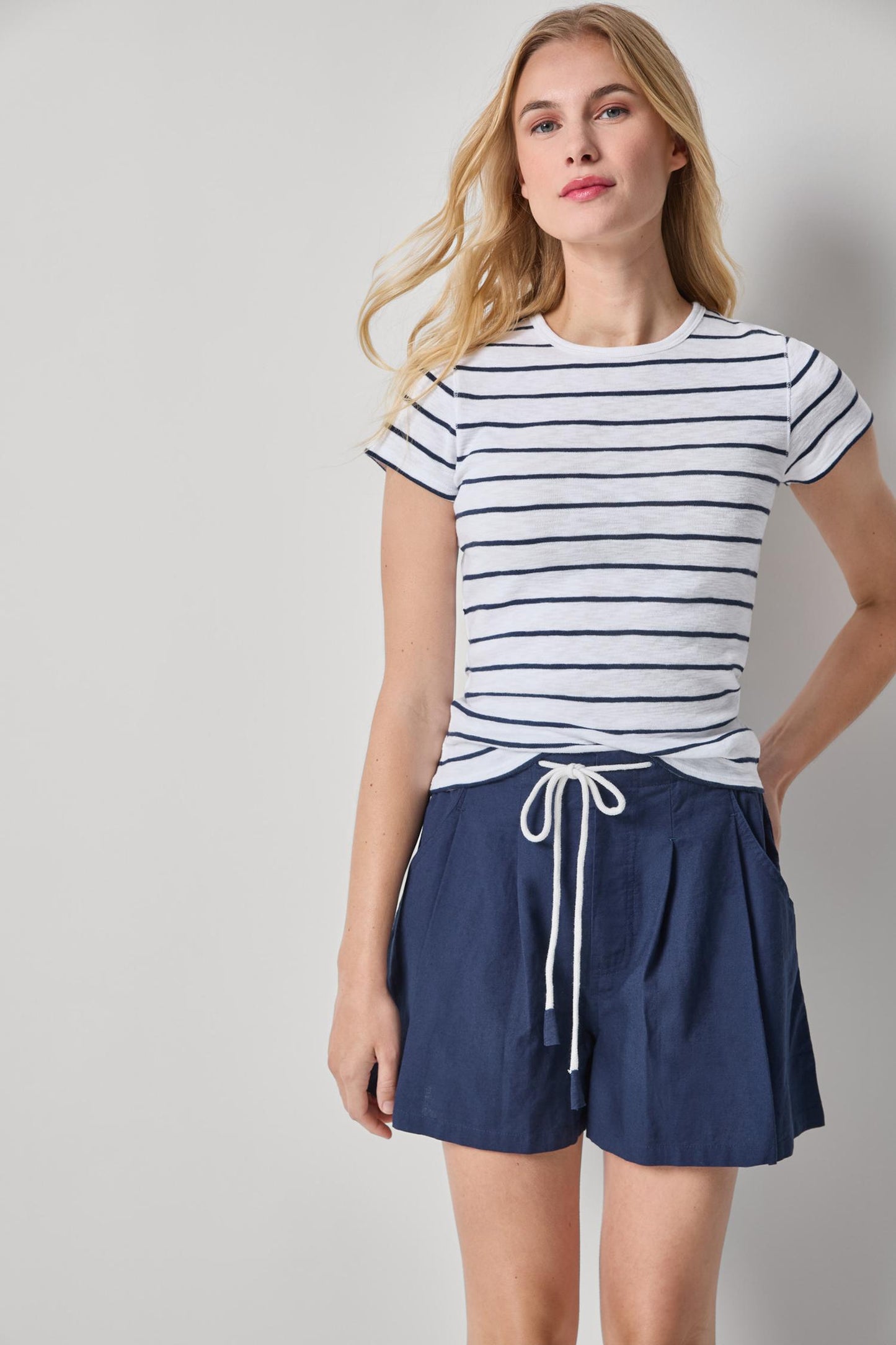 STRIPED SHORT SLEEVE - NAVY STRIPE