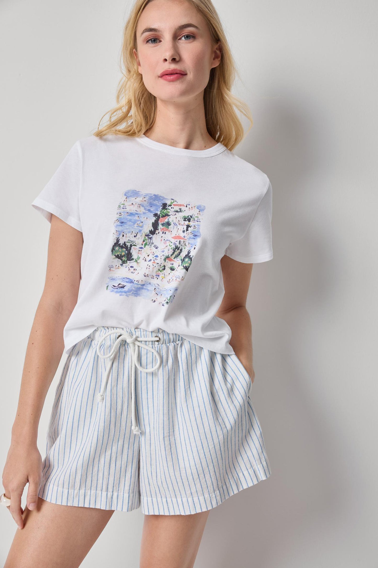 COASTAL PRINT TEE