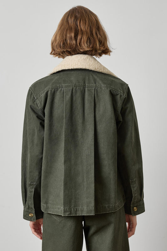 WASHED TWILL PLEAT BACK JACKET (JUNIPER)