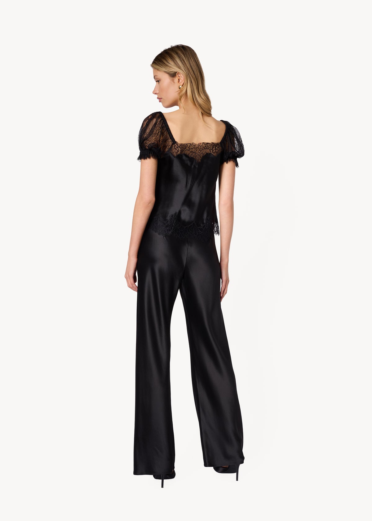 NIA TOP - BLACK