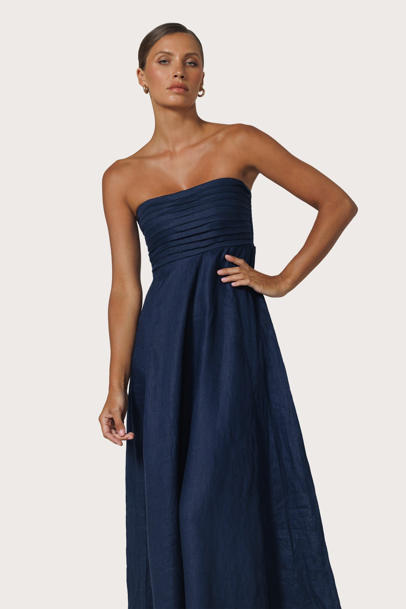 TALIA PINTUCK LINEN MAXI DRESS - NAVY