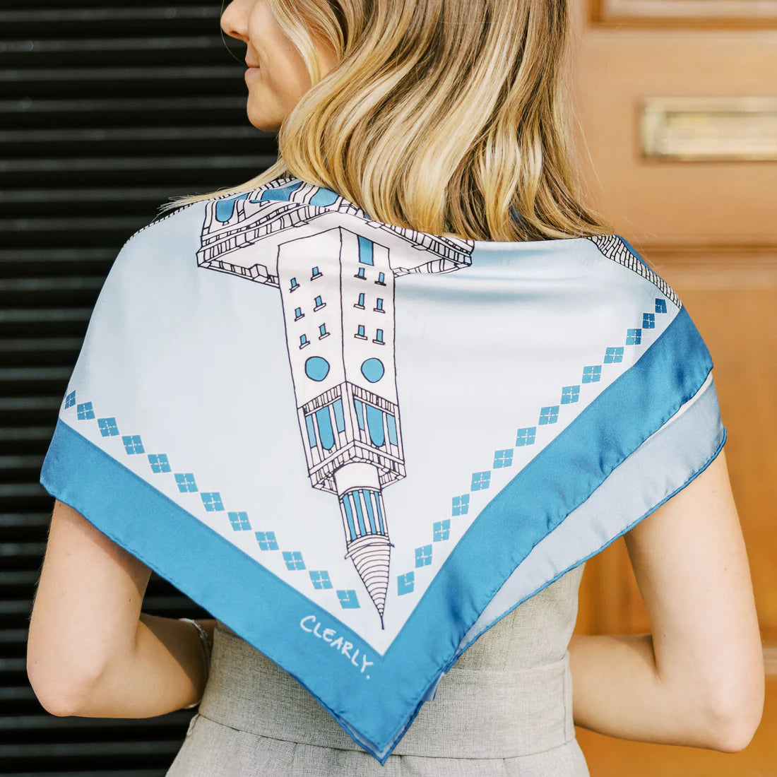 CHAPEL HILL SCARF