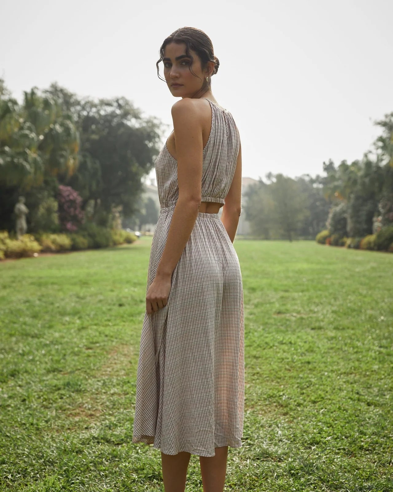 CUT OUT BACK MIDI HALTER DRESS - SUNWASHED CHECK
