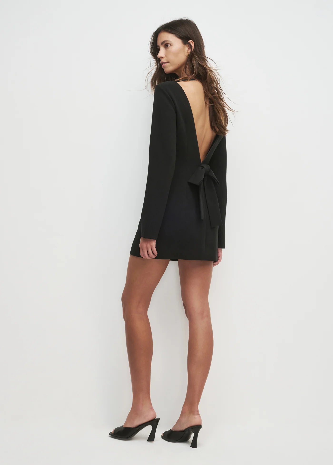 THE LONG SLEEVE MEET CUTE DRESS - BLACK
