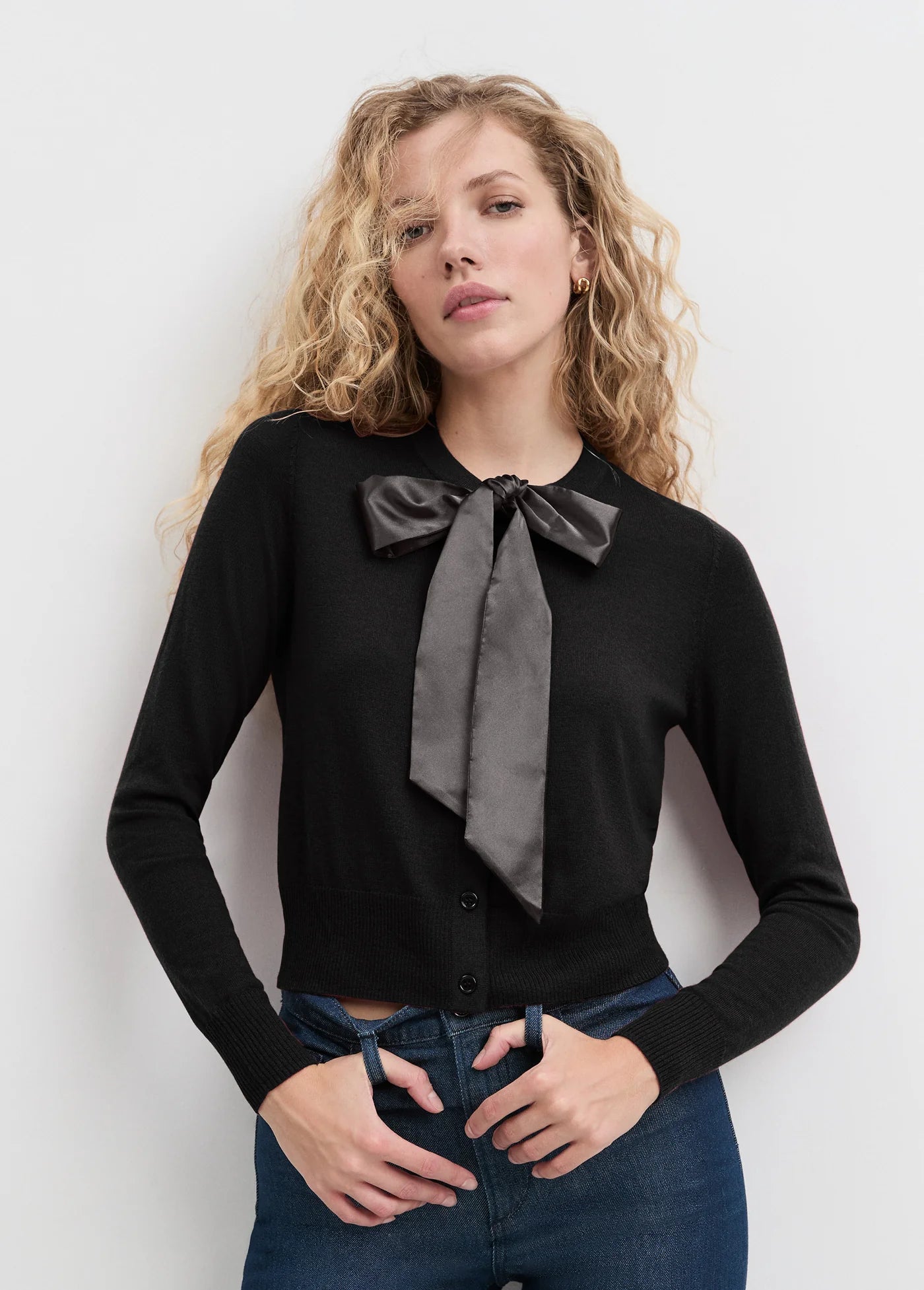 THE TAKE A BOW CARDIGAN - BLACK