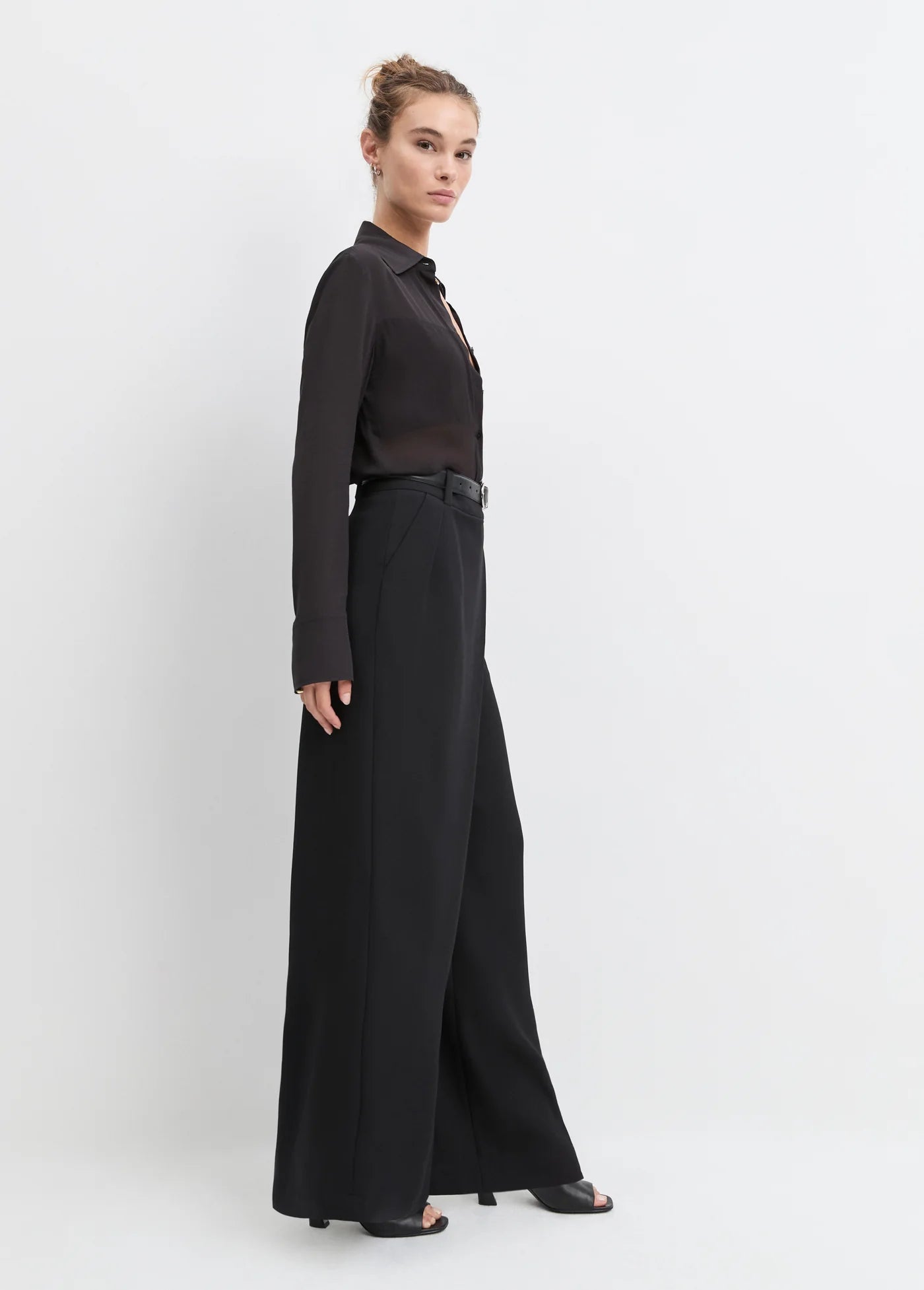 THE SHEER SOPHISTICATION TOP - BLACK