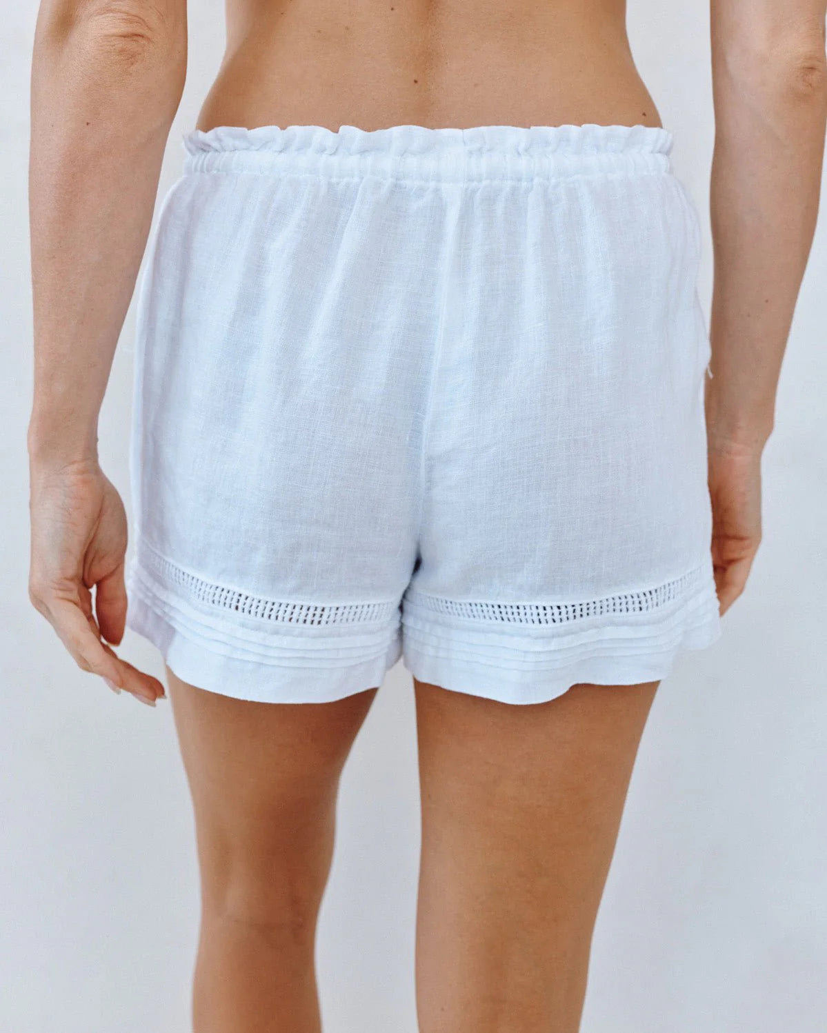 LATTICE PINTUCK SHORT - WHITE