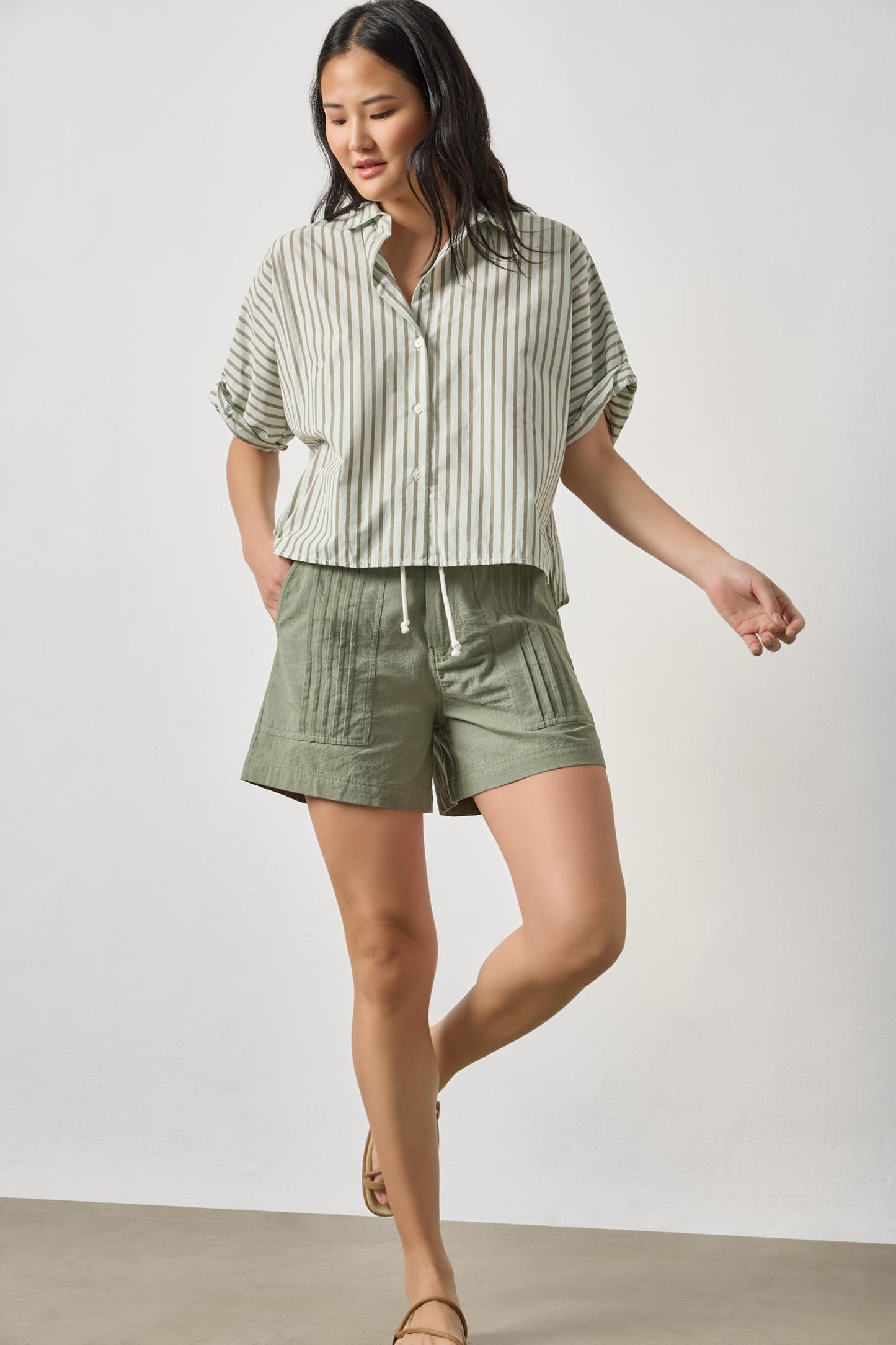 PINTUCK POCKET SHORTS - SAGE