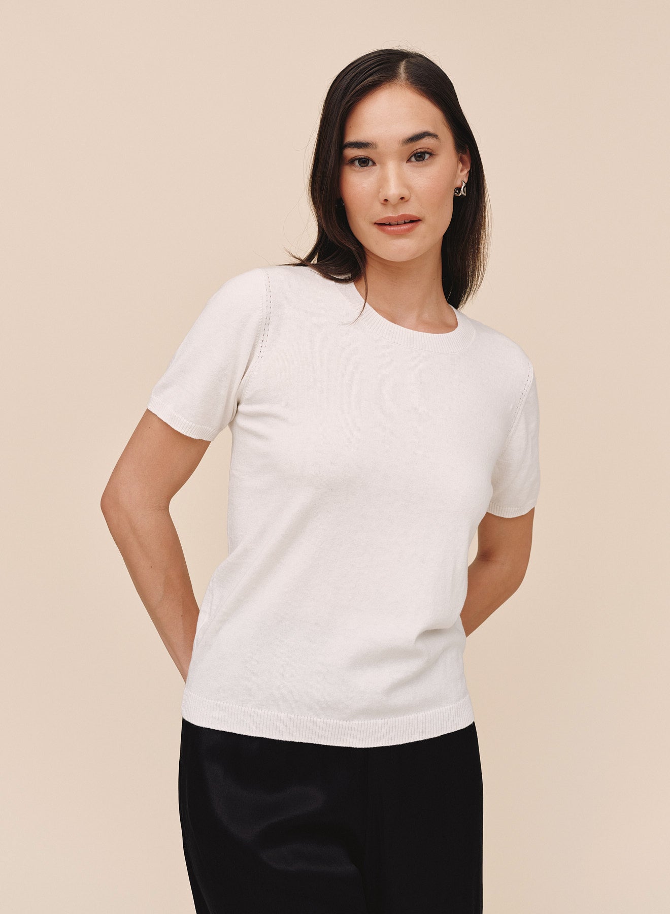 SHORT SLEEVE CREW NECK KNIT TOP - IVORY