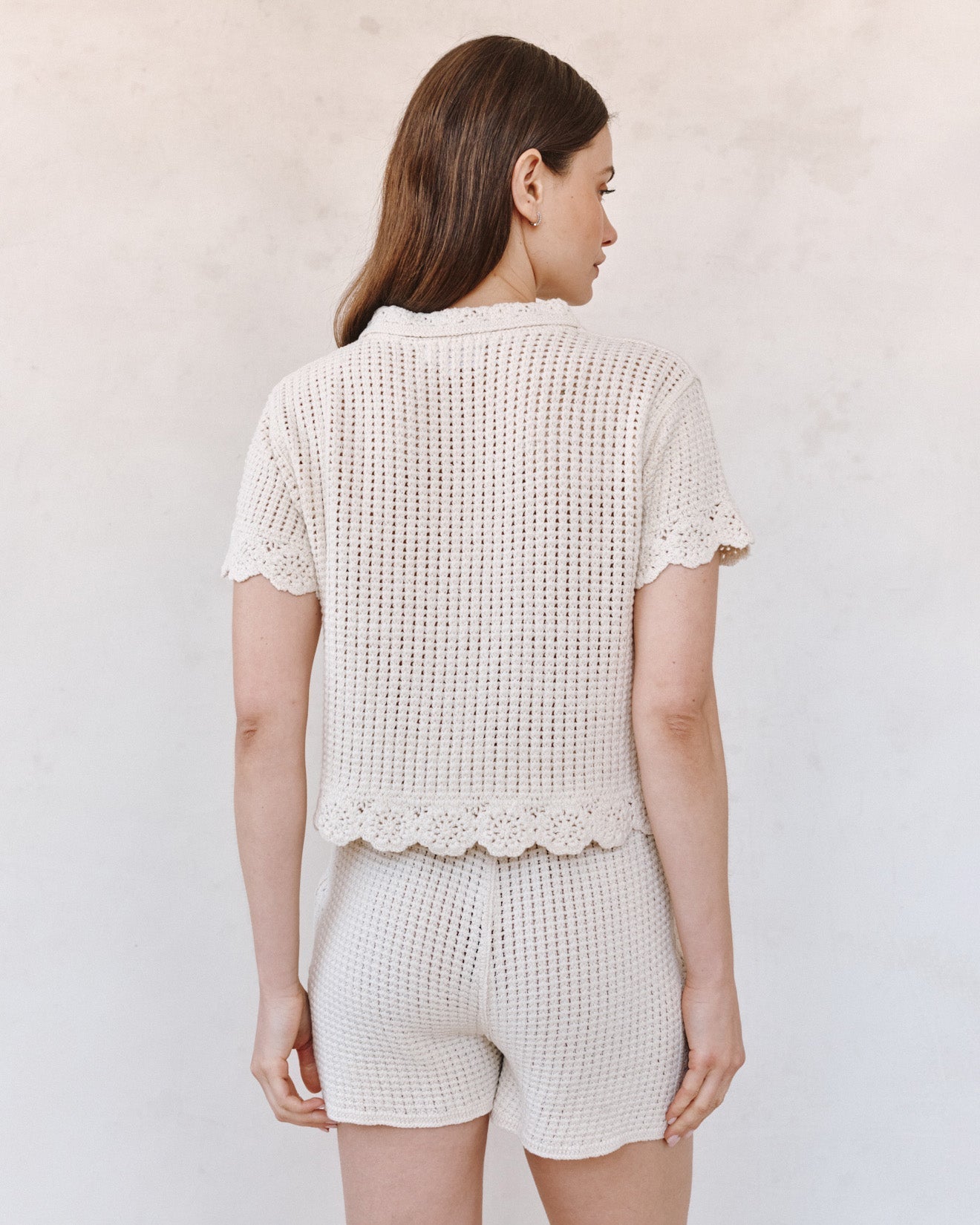 SHORT SLEEVE CROCHET BUTTON DOWN - FLOWER BLOOM
