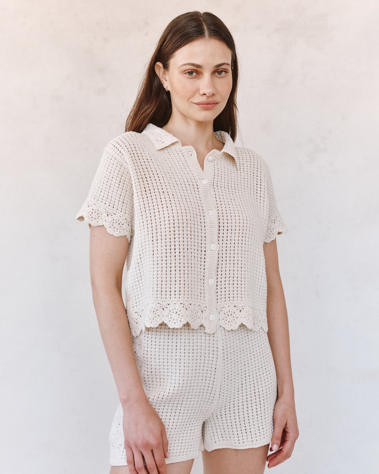 SHORT SLEEVE CROCHET BUTTON DOWN - FLOWER BLOOM