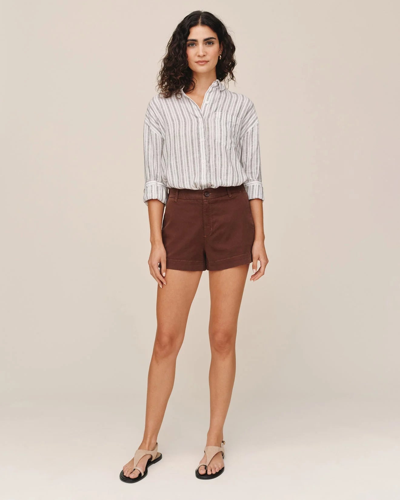 SIDE SLIT TENNIS SHORT - SIENNA BROWN