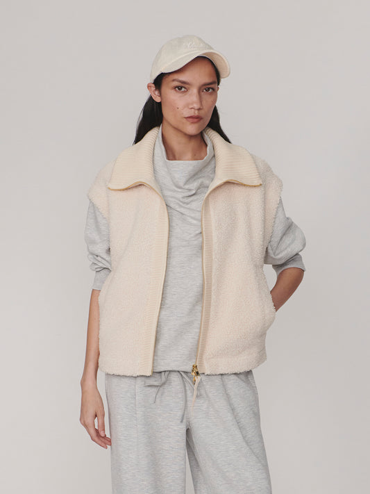 DOMINIC SHERPA GILET - SANDSHELL