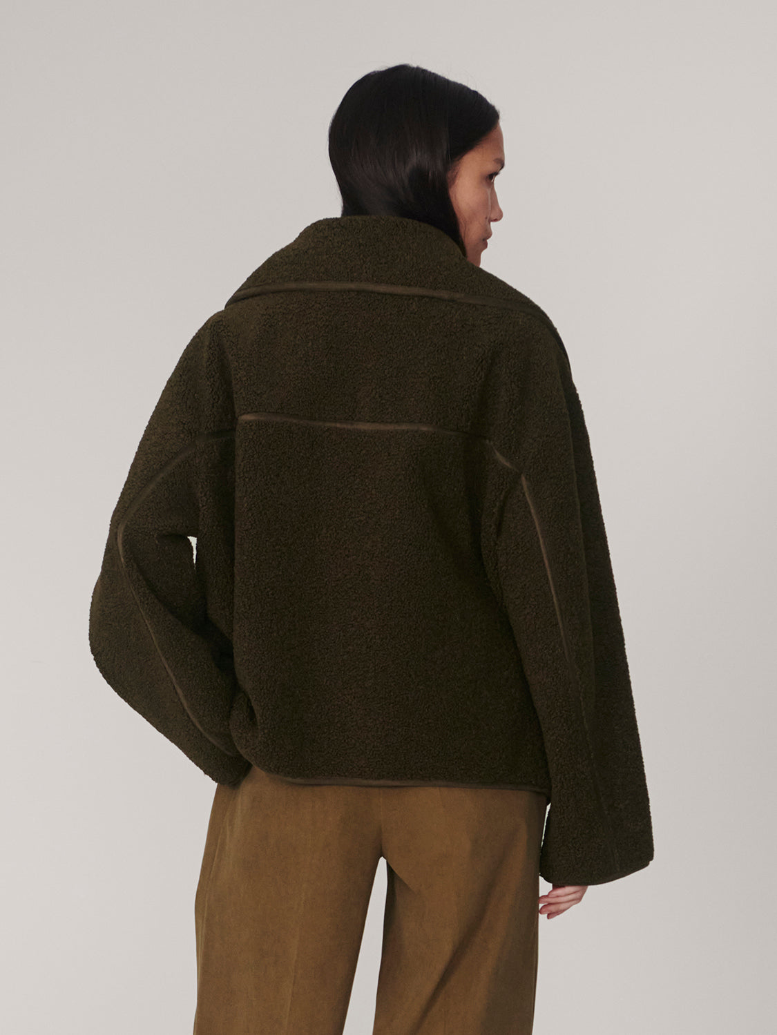 KELLAN SHORT BOXY JACKET - OLIVE BARK