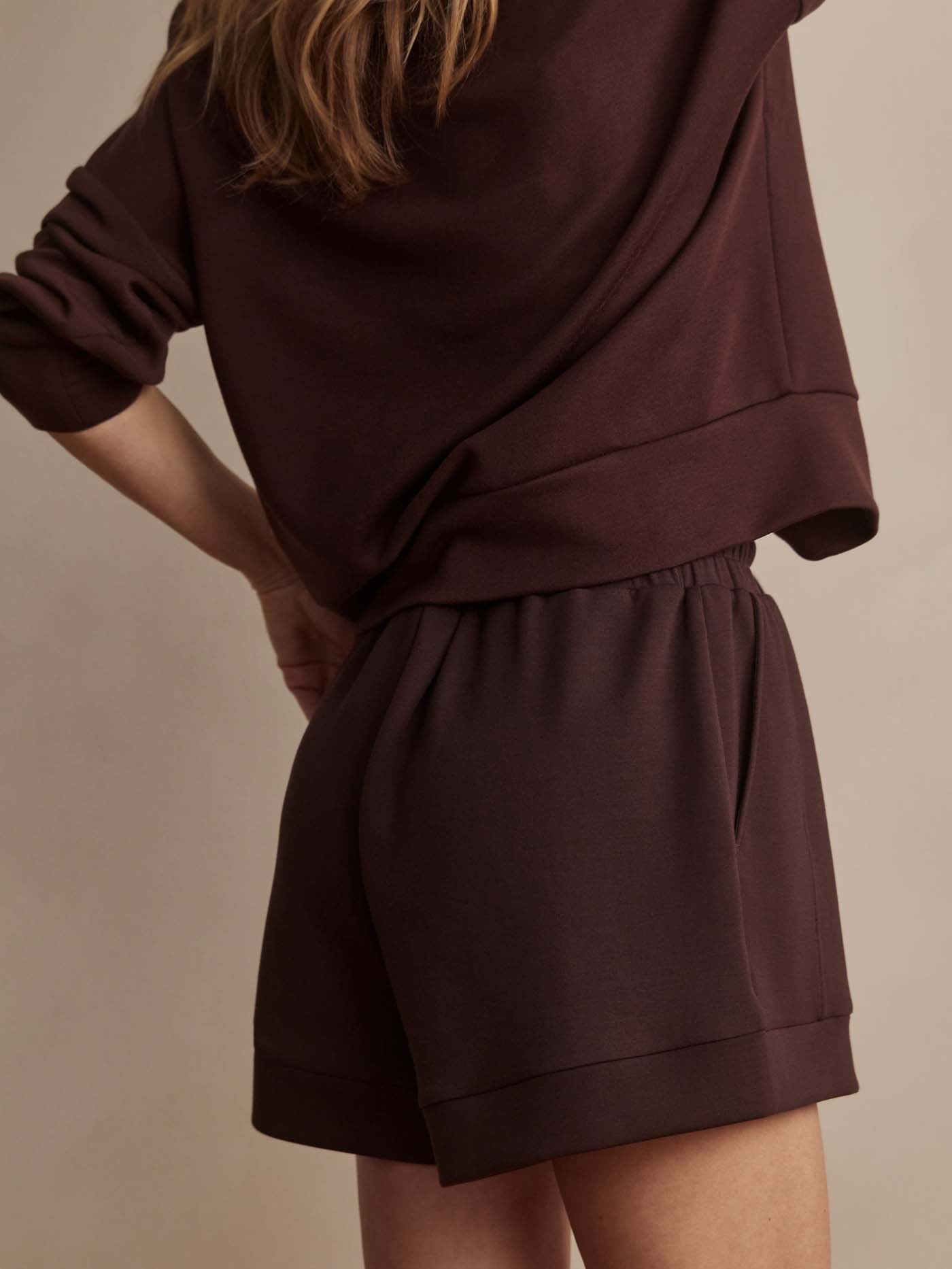 ATRIUM HIGH RISE SHORT 4.5 - COFFEE BEAN