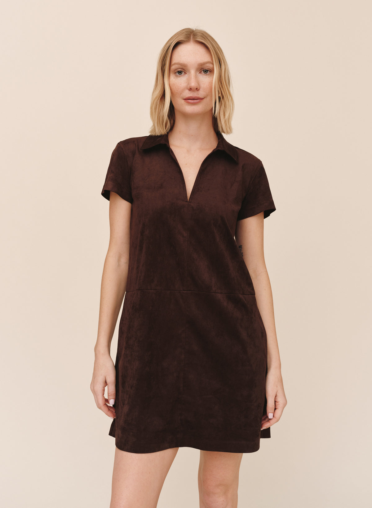 SHORT SLEEVE PULLOVER A-LINE DRESS - DARK ROAST